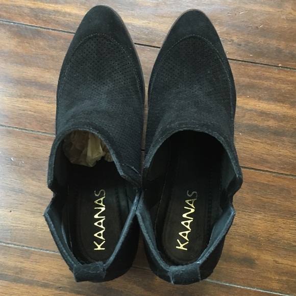 Kaansas Mexicali Perforated Booties - Picture 3 of 4